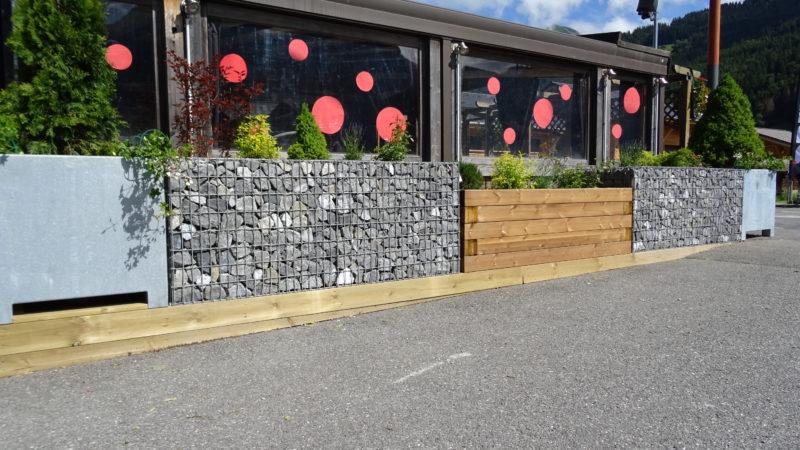 Jardinières gabion et bois